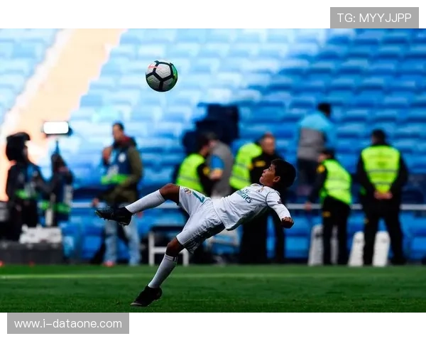 迷你罗加盟皇马为稳定状态等局势 迷你罗加盟皇马为稳定状态等局势